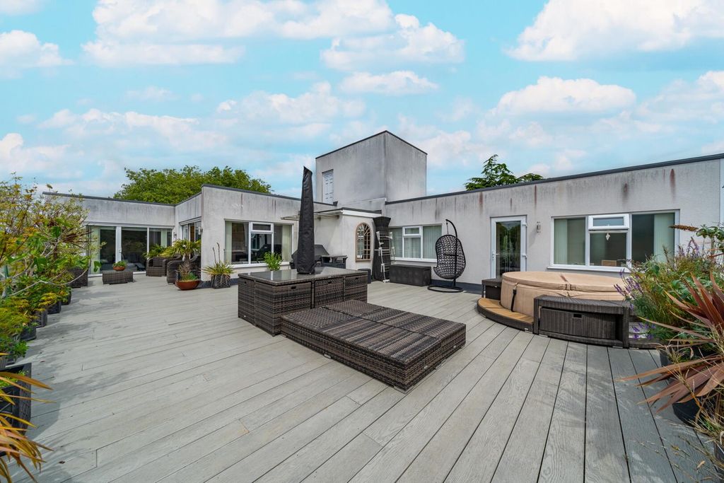 Additional image 42 of 5 bed flat for saleLucknow Road, Nottingham NG3