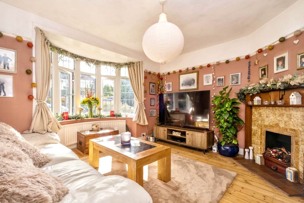 Property photo 2 of 15