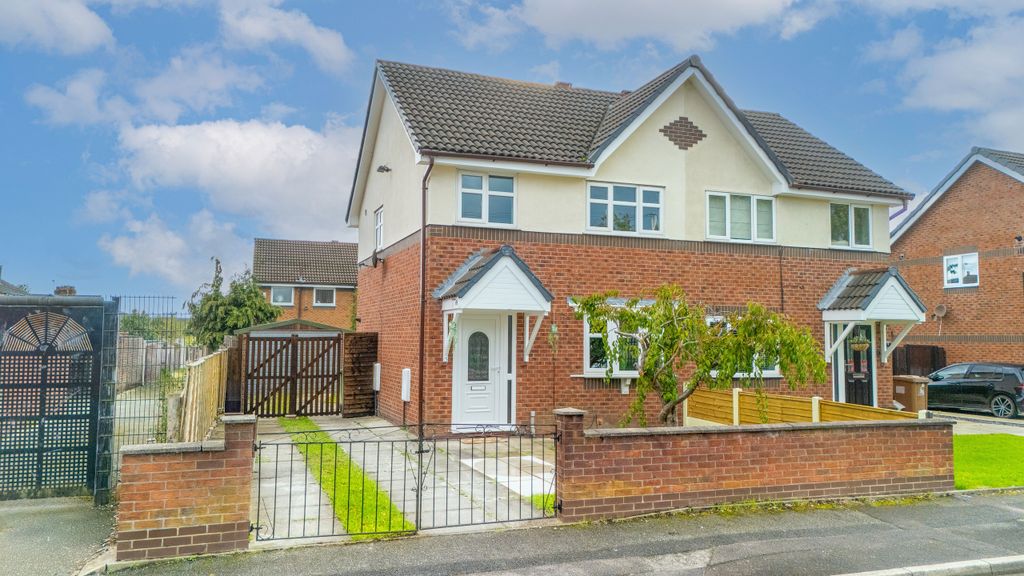 Property photo 1 of 19 Dji_20260917235426_0090_D-3-2