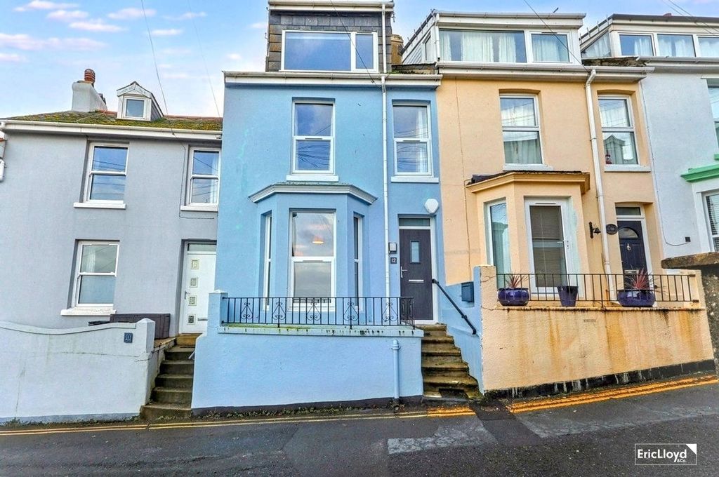 Property photo 1 of 17 Photo 19