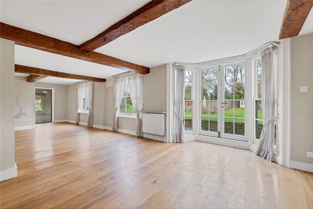 Property photo 3 of 21 Picture No. 11