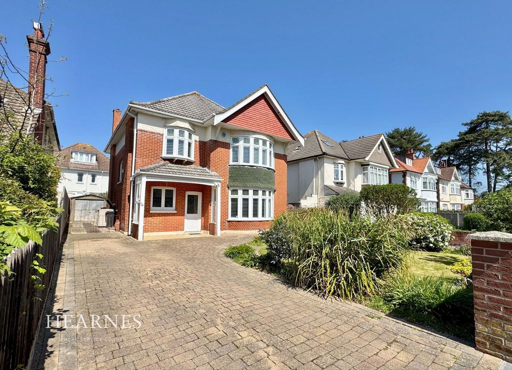 Property photo 1 of 28