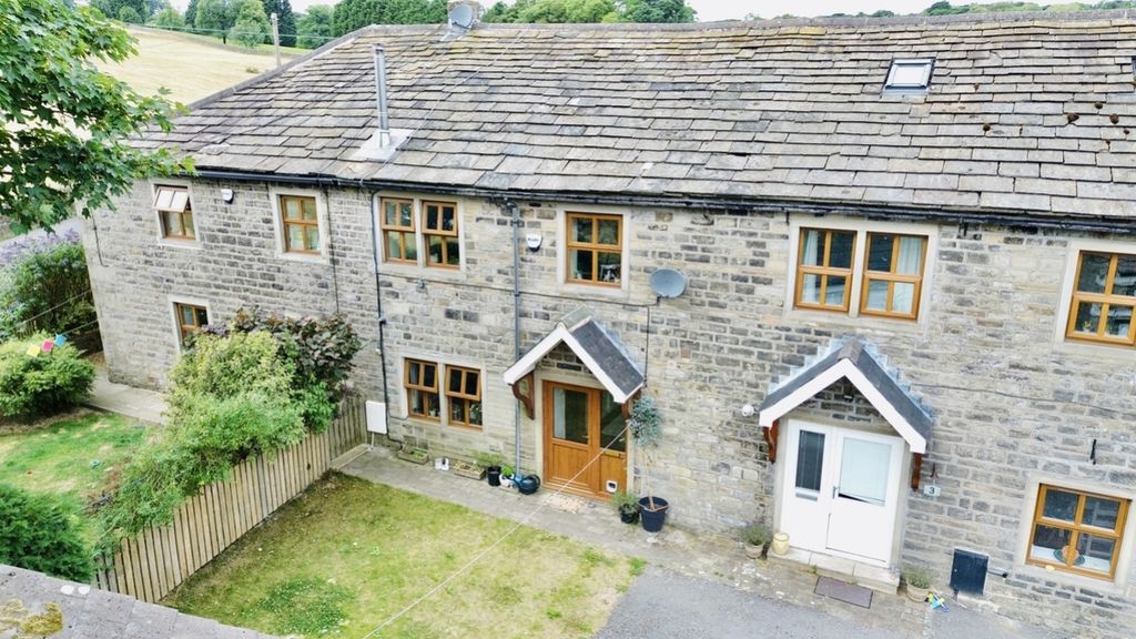 Property photo 1 of 16 2541Ab19-242B-4F60-881E-6Ec10Fe6Fa2D_1_105_c
