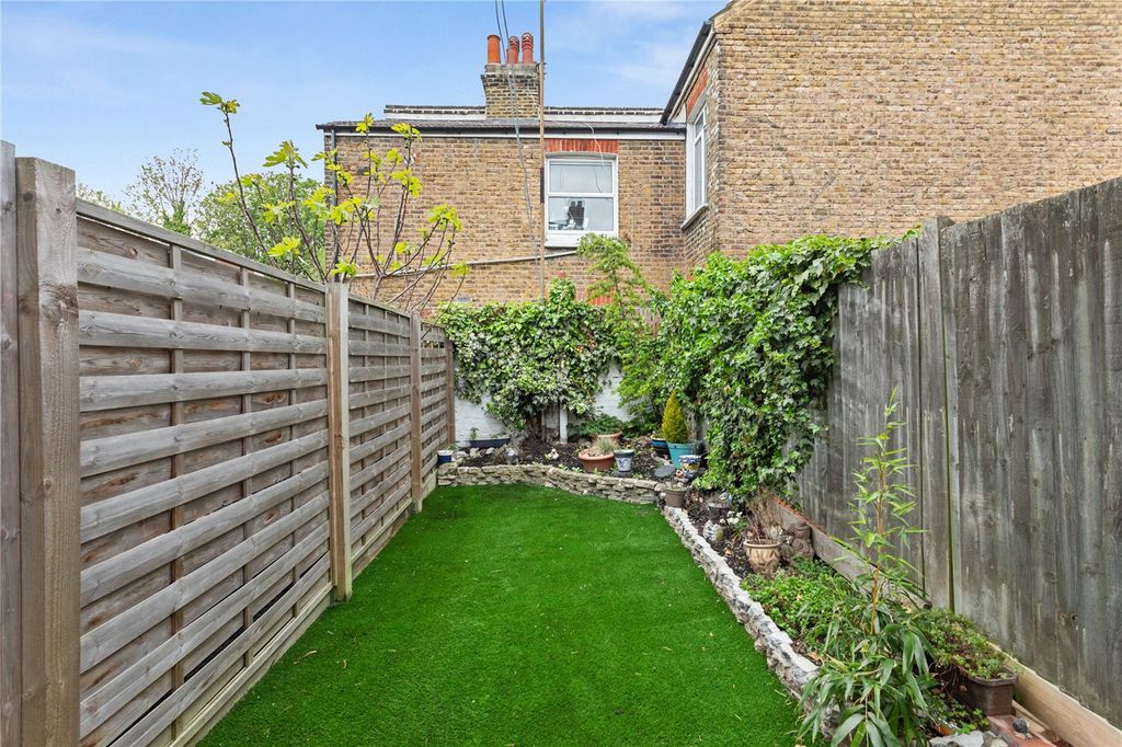Property photo 3 of 12 Picture No. 12