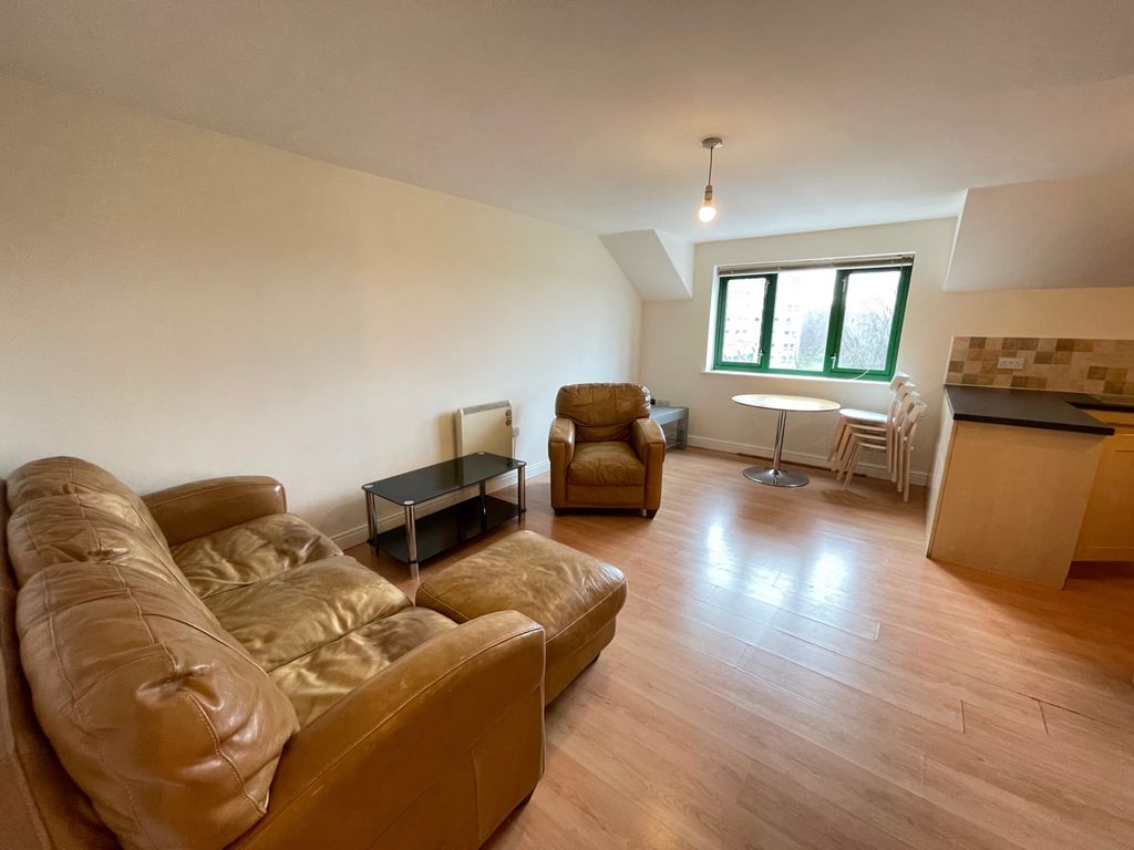 Property photo 2 of 9