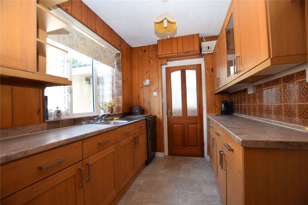 Property photo 2 of 14 Picture No. 02