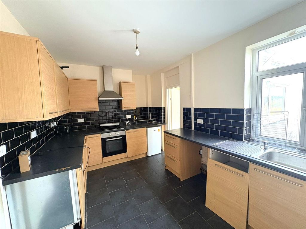 Property photo 2 of 22 51d7d643-B799-43d6-8A03-8Ddefbbaff37.Jpg