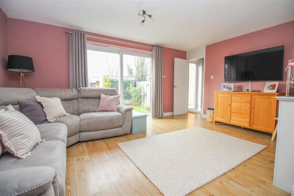 Property photo 2 of 12 Img_9232.Jpg