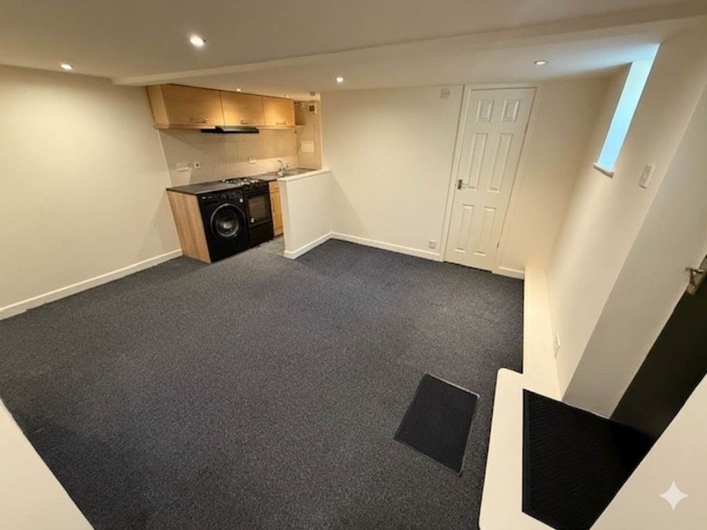 Property photo 3 of 11 Img_5506