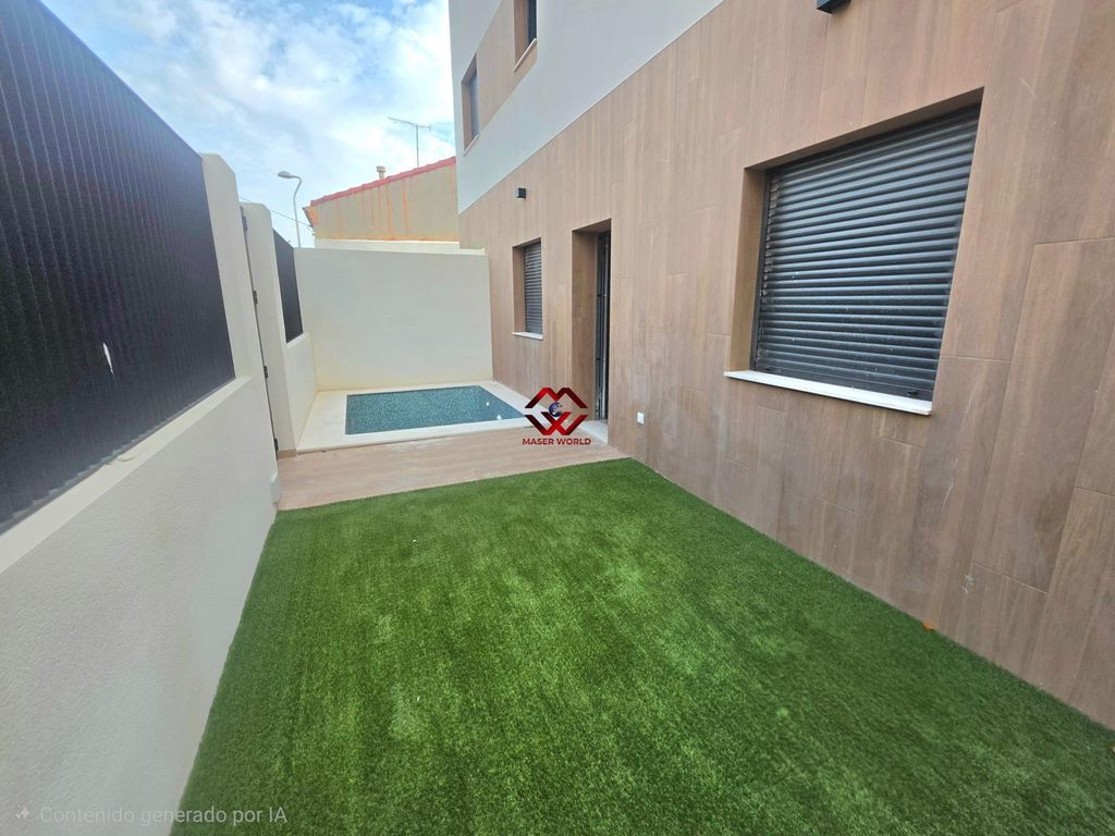 Property photo 2 of 22
