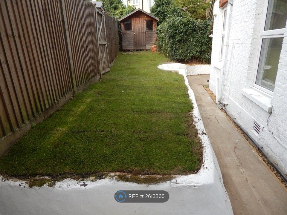 Property photo 2 of 8