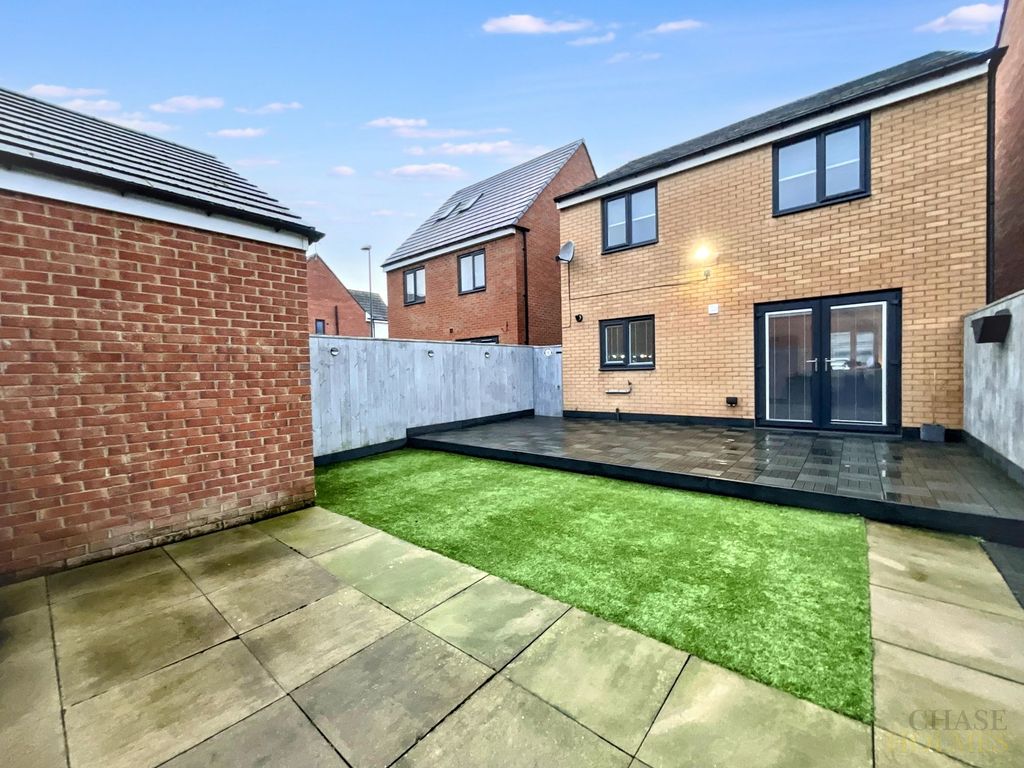 Property photo 3 of 21