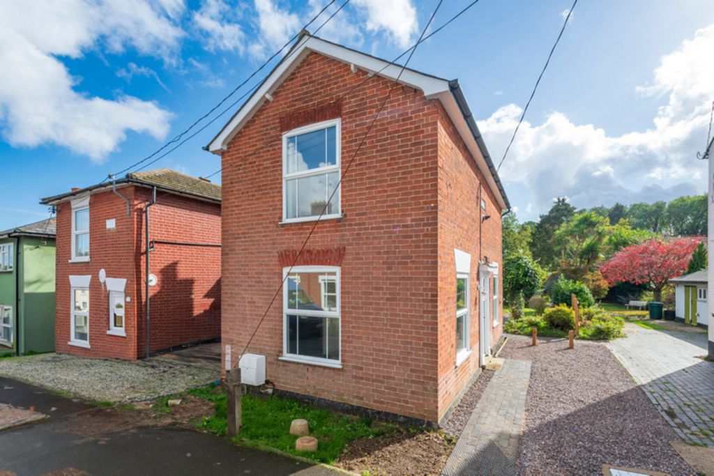 Property photo 1 of 24