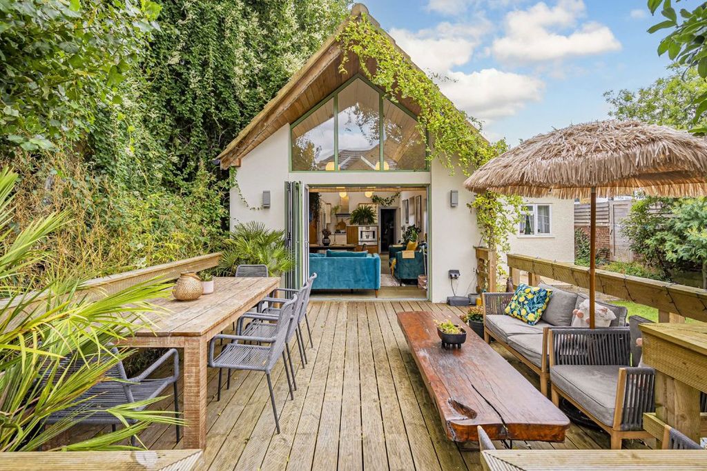 Property photo 1 of 13