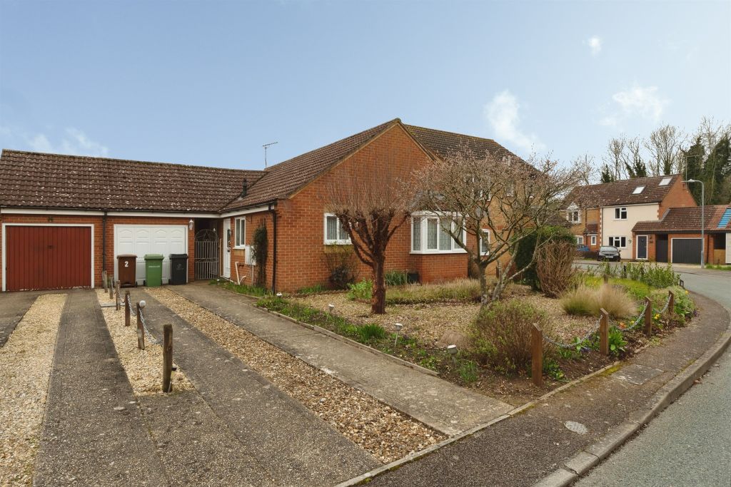 Property photo 1 of 16