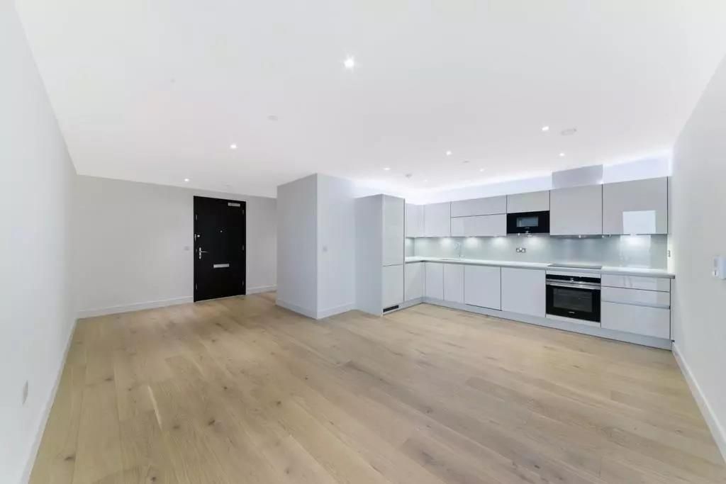 Property photo 1 of 8 Wecom-Temp-236268-402F50Da1839B075Fd2Dcfc3Caac9B5d