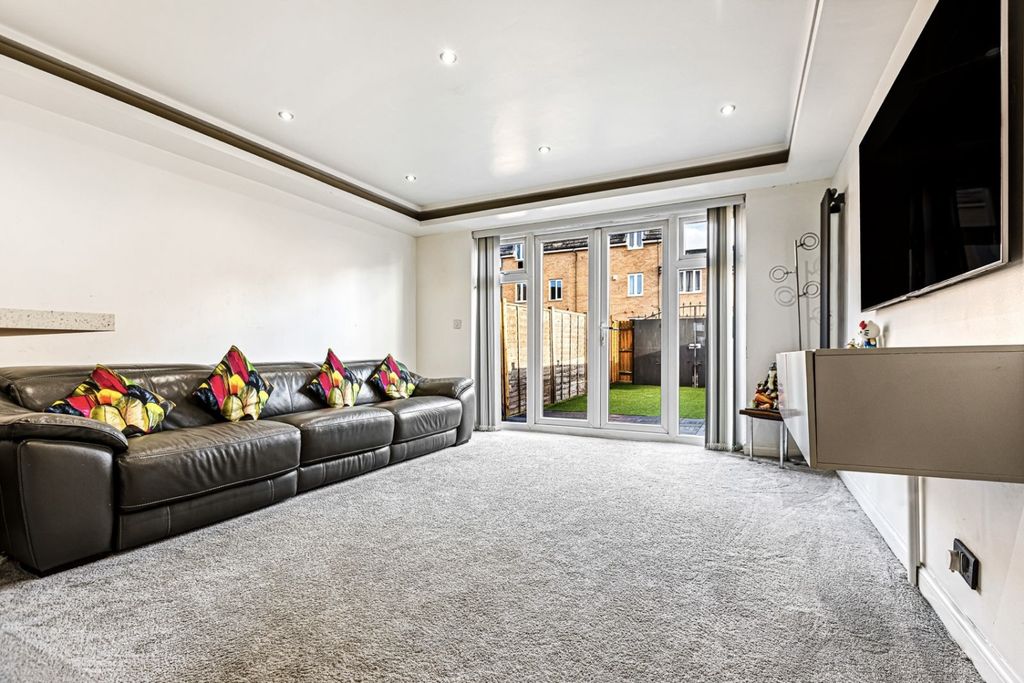 Property photo 2 of 22 Living Area