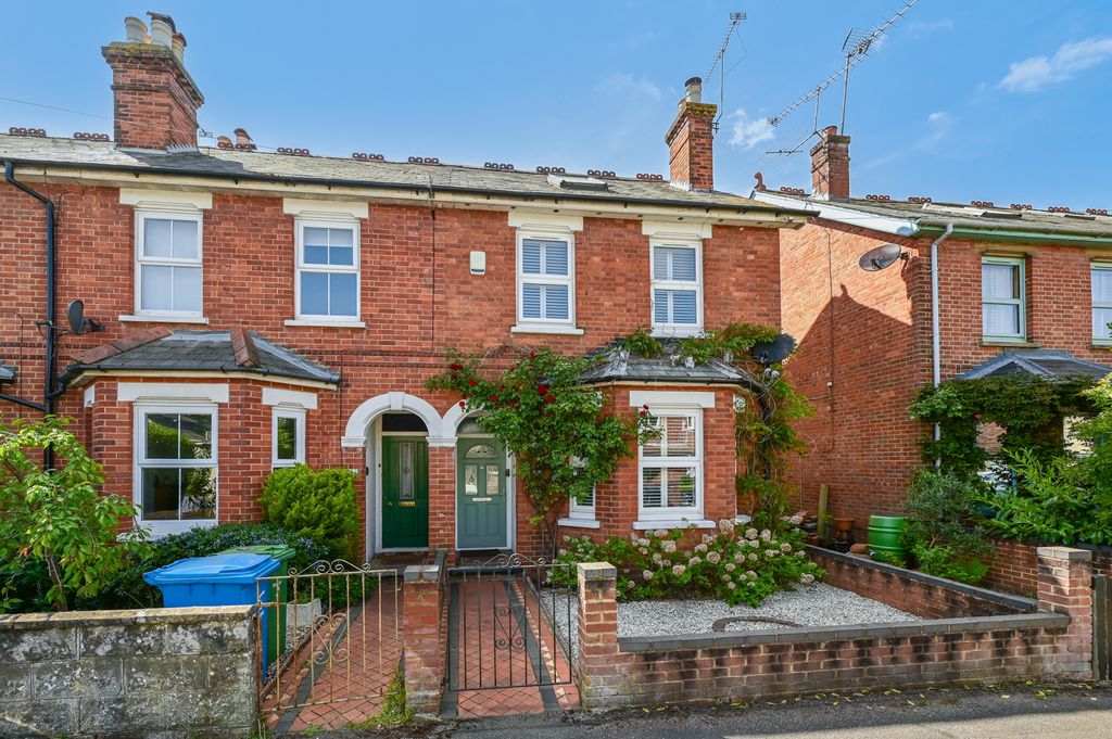 Property photo 1 of 11 Photo