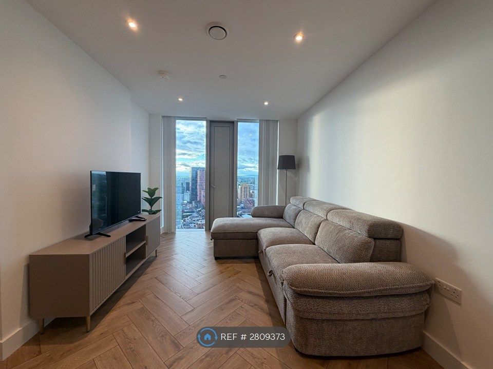 Property photo 2 of 6