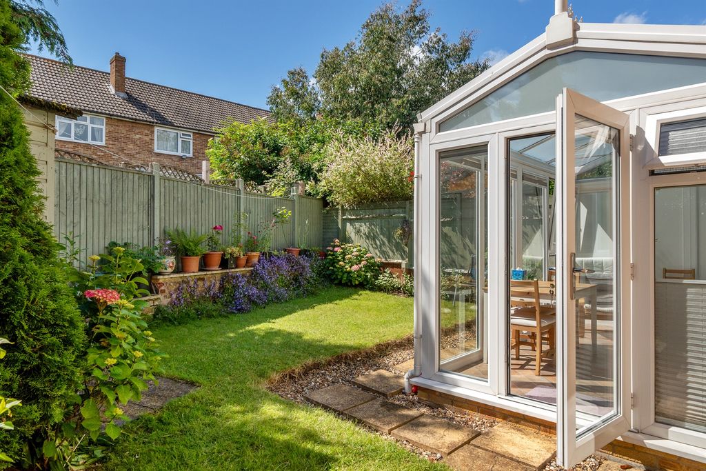 Property photo 2 of 11