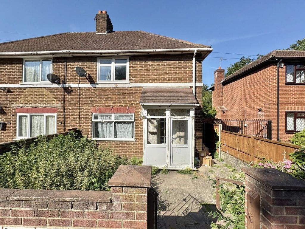 Property photo 1 of 11 7B48F66A-696A-42c6-A766-d3dcc18Ae961.Jpg
