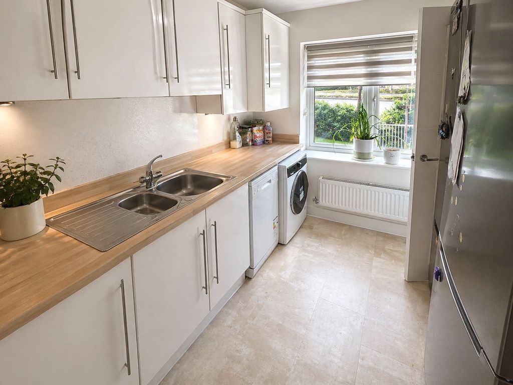Property photo 3 of 8 Picture No. 04