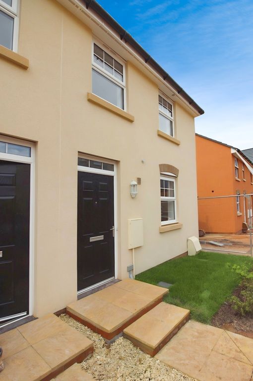 Property photo 2 of 14 Image