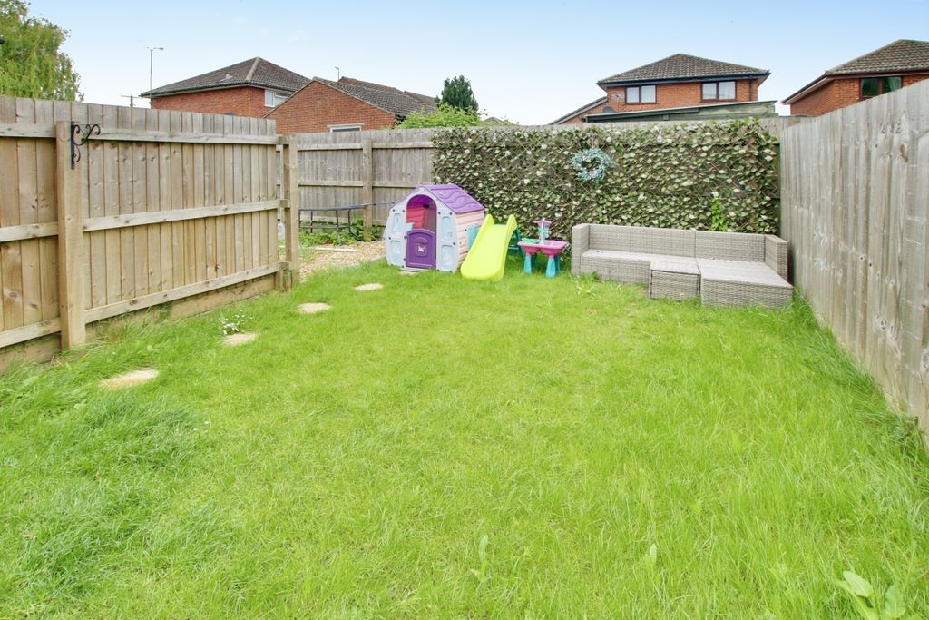 Property photo 2 of 10