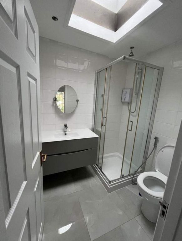 Property photo 2 of 7 Photo 2