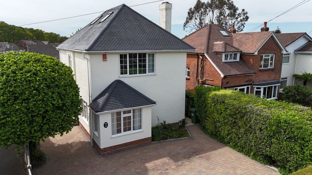 Property photo 1 of 28