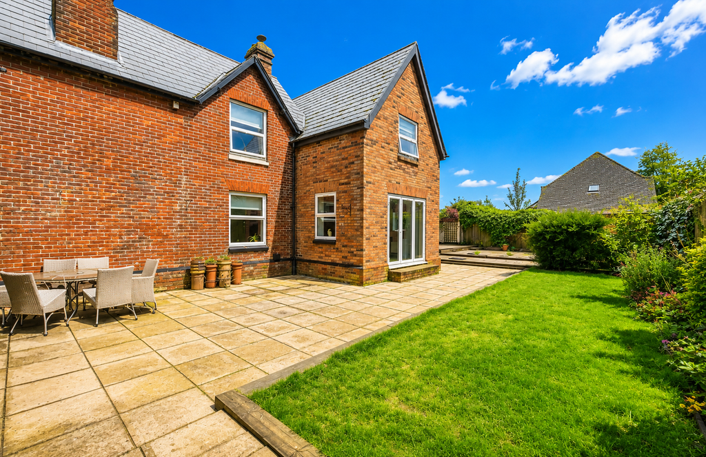 Property photo 1 of 24 Rear Garden