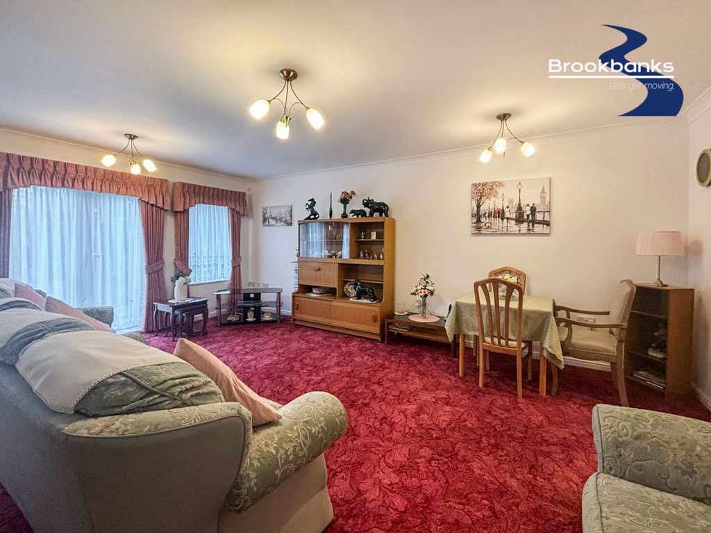 Property photo 3 of 18
