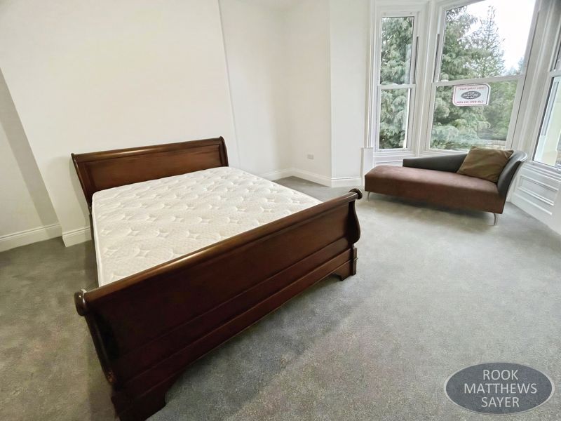 Property photo 3 of 8 Photo 2