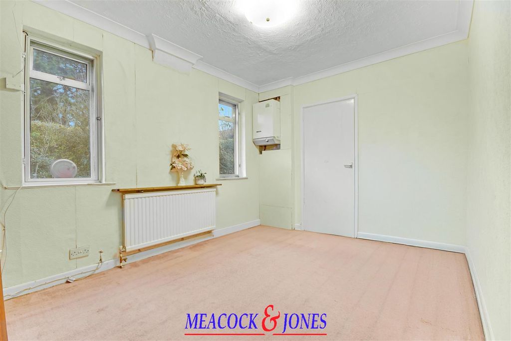Additional image 15 of 4 bed detached bungalow for saleMount Pleasant Avenue, Hutton, Brentwood CM13