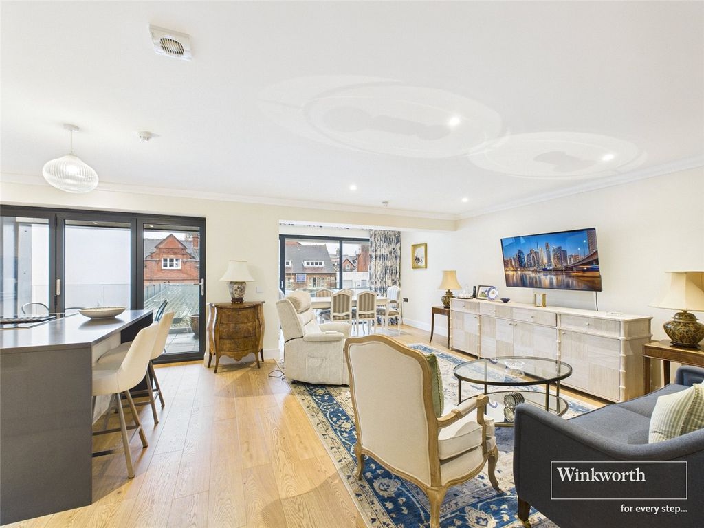 Property photo 2 of 18 Picture No. 08