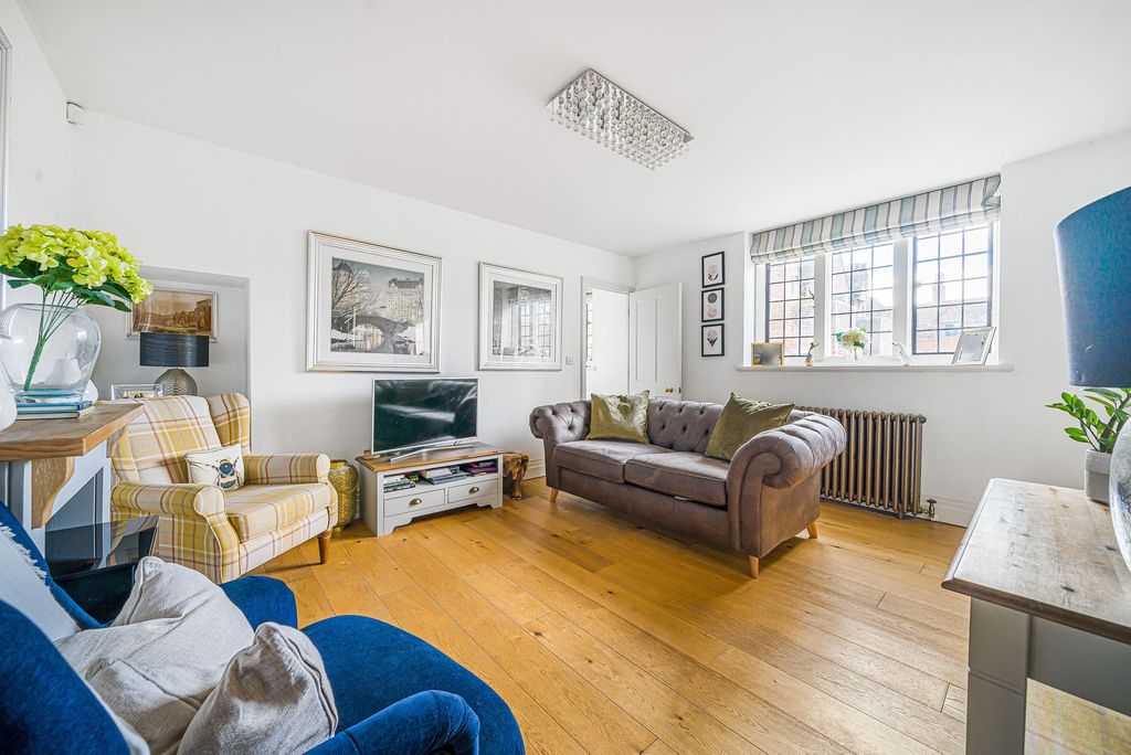 Property photo 1 of 13 Sitting Room