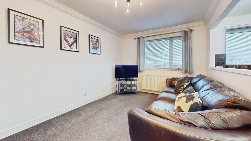 Property photo 3 of 17 4185838