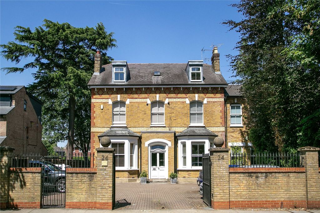Property photo 1 of 15 Picture No. 03