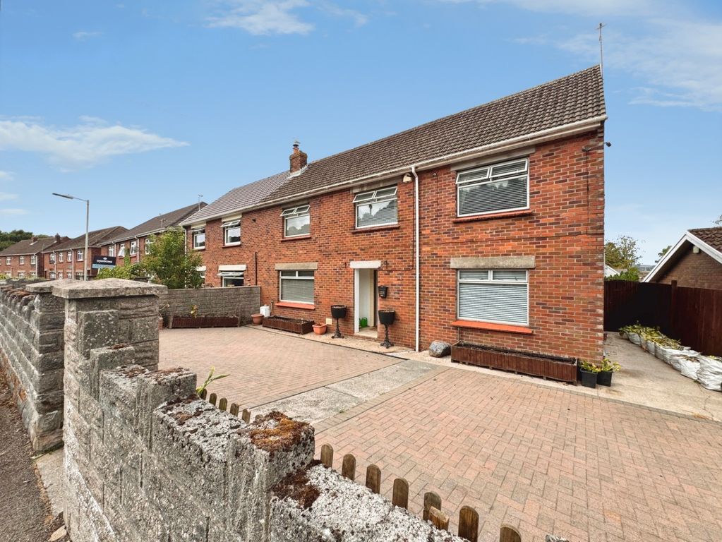 Property photo 2 of 35 5129782