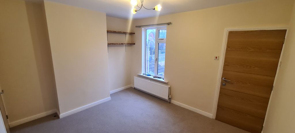 Property photo 2 of 8 Bedroom 1