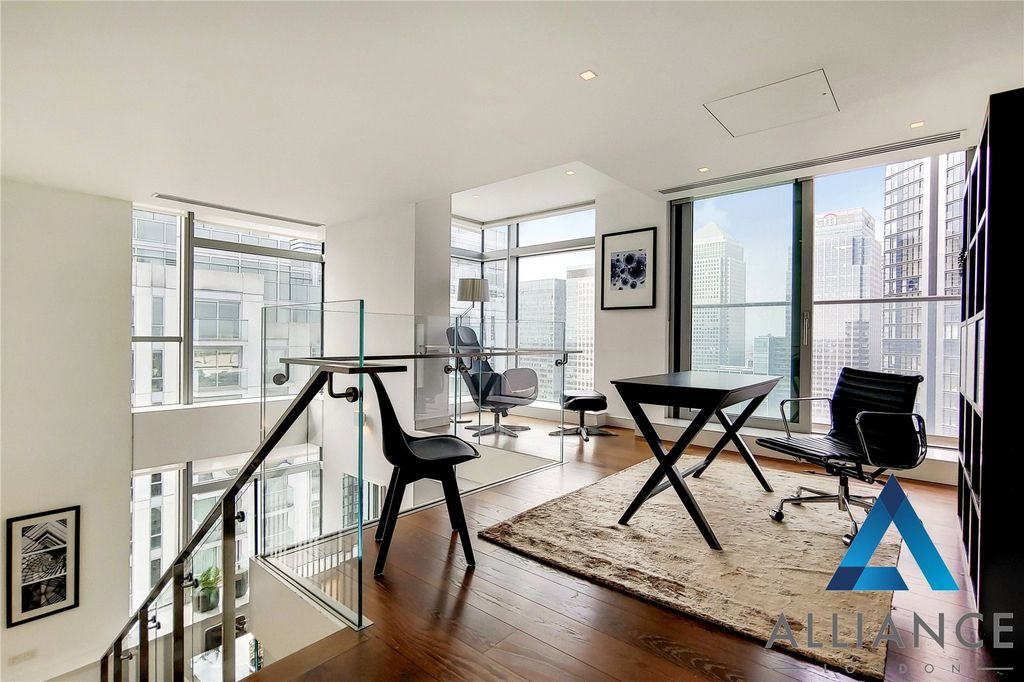 Property photo 3 of 17 Picture No. 35