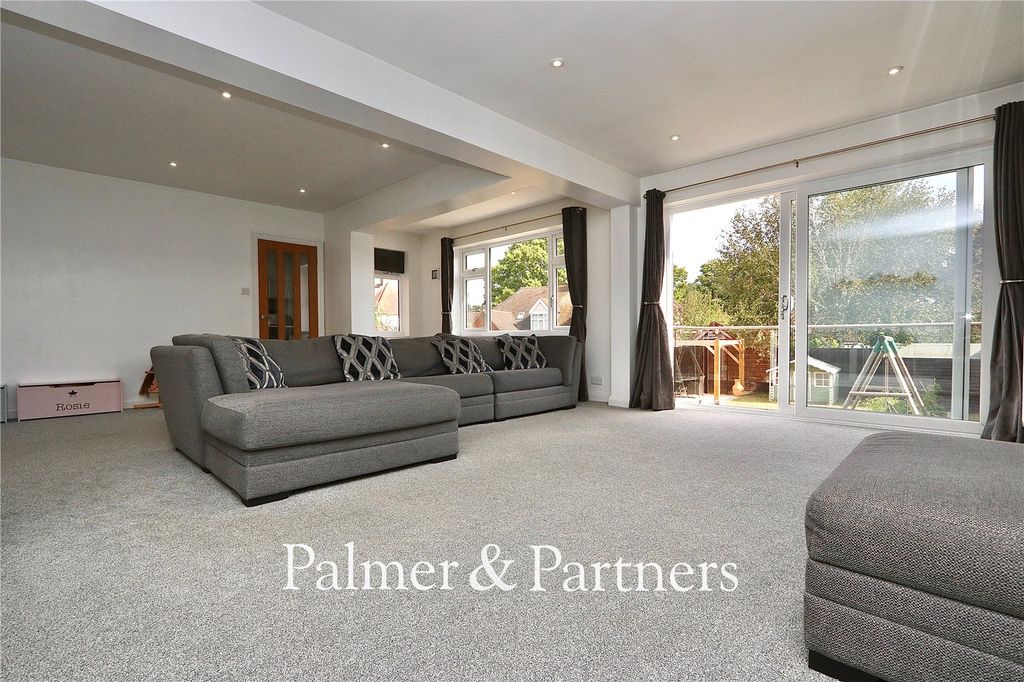 Property photo 3 of 40 Picture No. 90