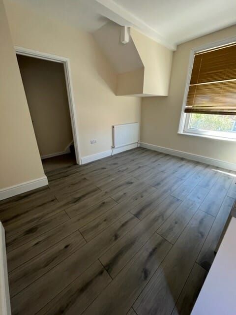 Property photo 3 of 7 Waterlooville To Let