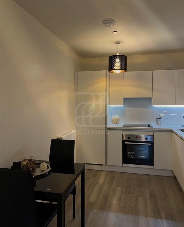 Property photo 3 of 10 99275148-4B5F-45Ab-A9c0-4Dde16B70A1d.Jpg