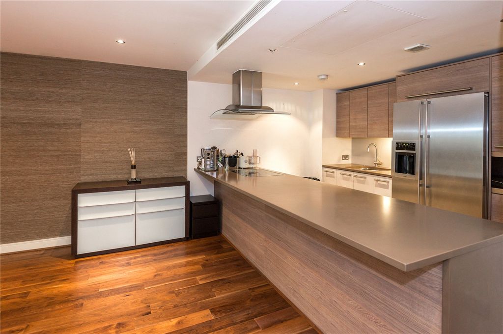 Property photo 2 of 4 Picture No. 05