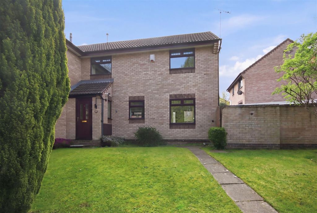 Property photo 1 of 15 Front