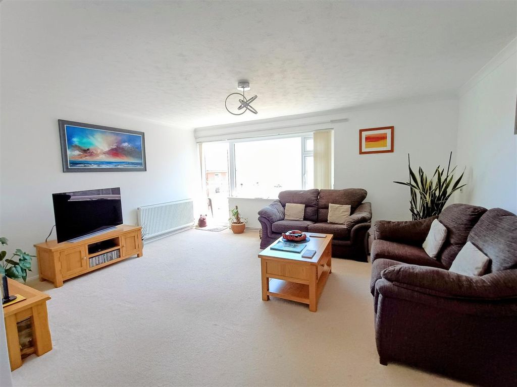 Property photo 2 of 21 4.Jpg