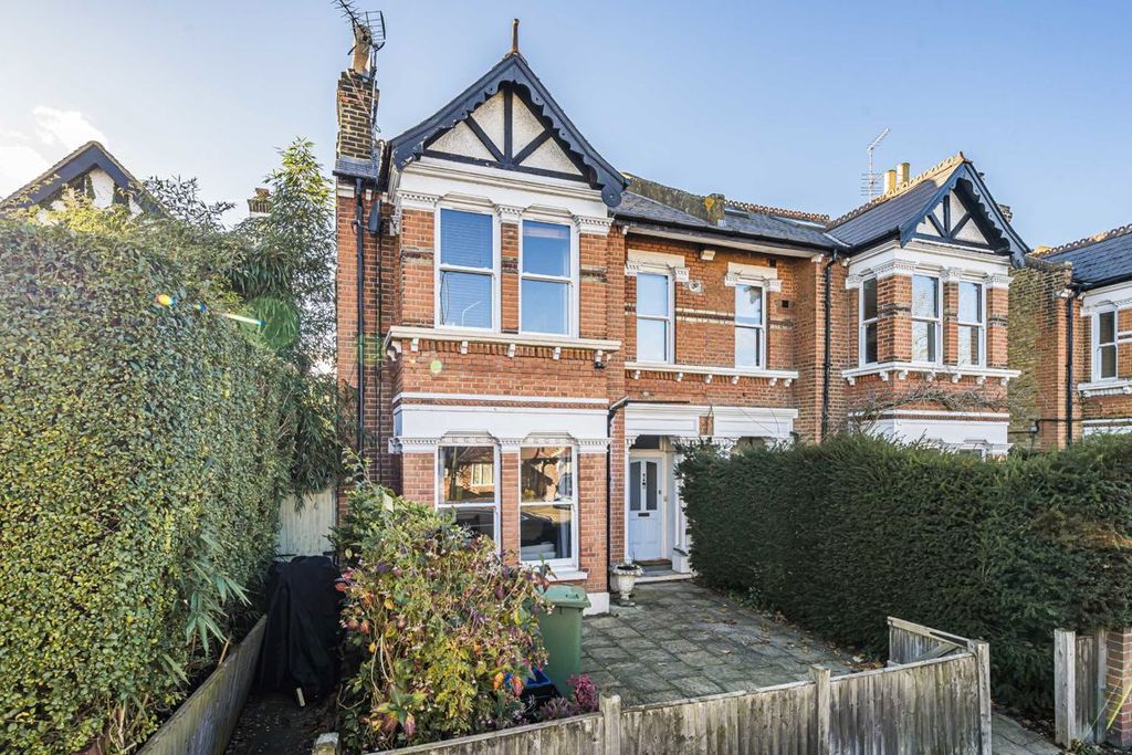 Property photo 1 of 7