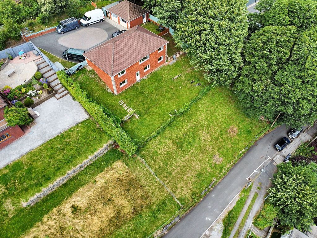 Property photo 2 of 48