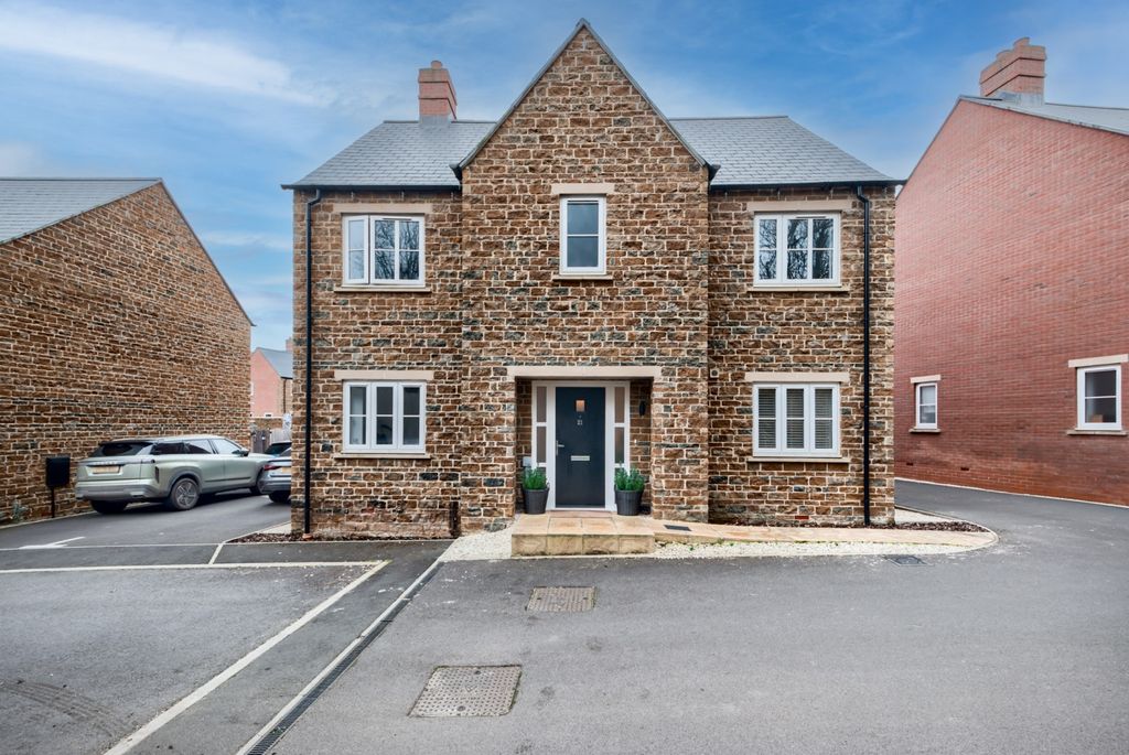 Property photo 1 of 19 Xh2A6282-Hdr(3)-Edit